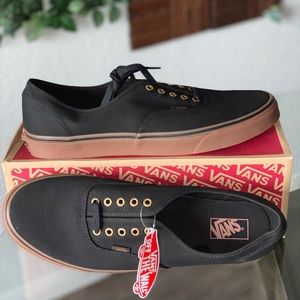 Men's Vans- Gum Authentic Style (Black)